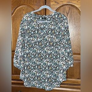 Torrid Floral Print Harper Style Blouse – Size 2